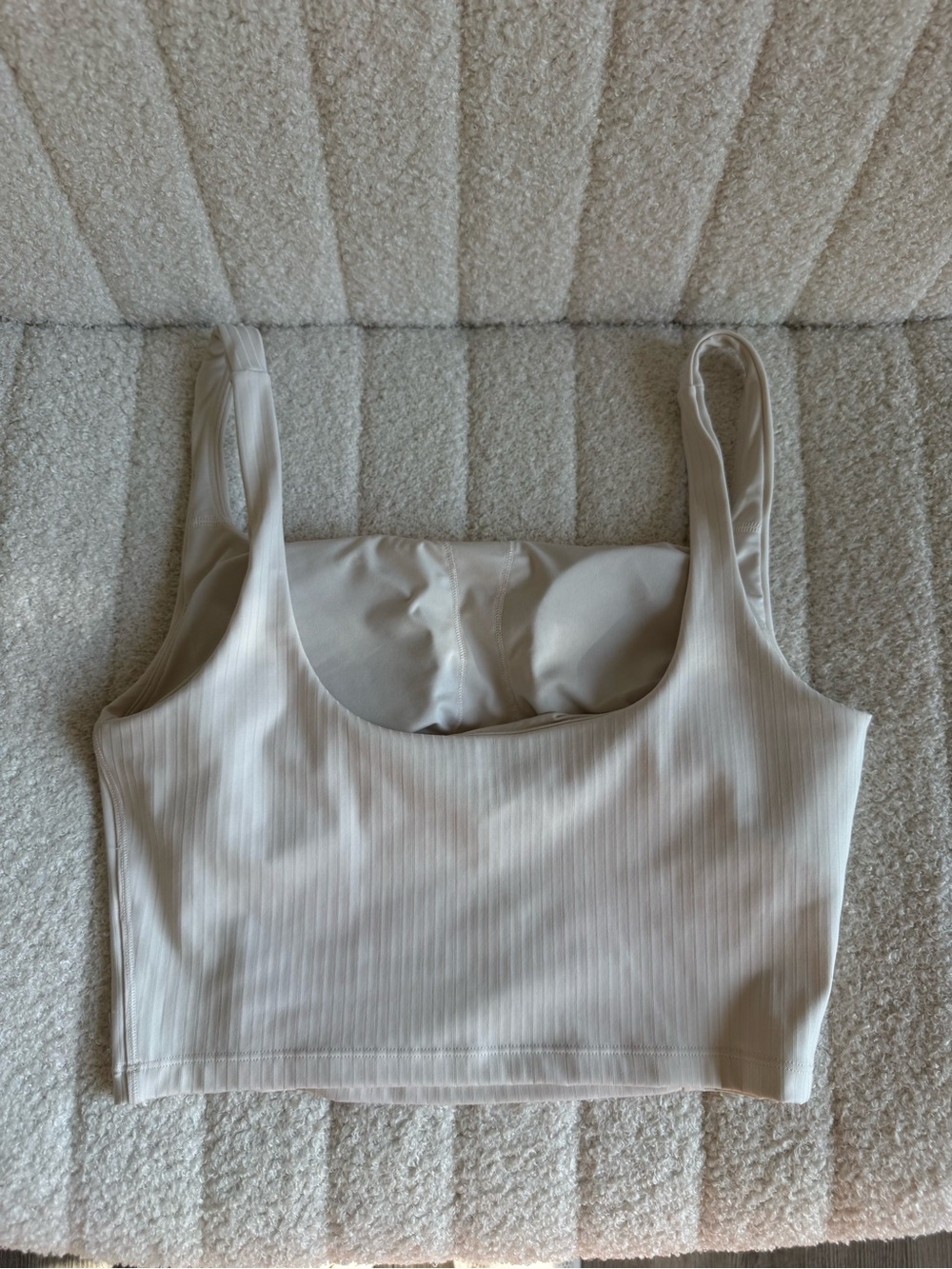 Vuori Inversion Rib Support Tank | Marshmellow | Medium - Picture 4 of 5